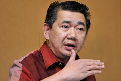 Vice President of Pan-Malaysian Islamic Party (PAS) Salahuddin Ayub answers a question during a dialog session at the Kuala Lumpur Selangor Chinese Assembly Hall in Kuala Lumpur on October 2, 2013. The Malaysian Insider/Najjua Zulkefli